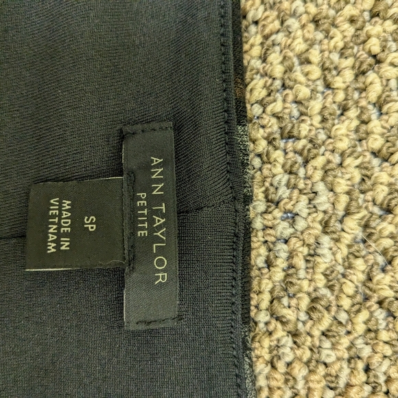 Ann Taylor, grey animal print, SP - Picture 8 of 10